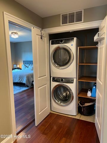 6831 Main Street Unit 212, Wilmington, NC 28405