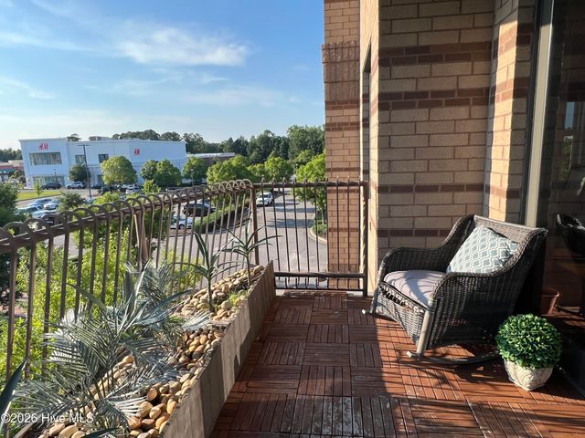 6831 Main Street Unit 212, Wilmington, NC 28405