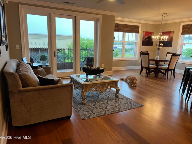 6831 Main Street Unit 212, Wilmington, NC 28405