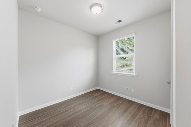 1330 Warrens Way, Manning, SC 29102