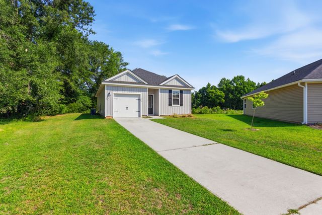 1330 Warrens Way, Manning, SC 29102