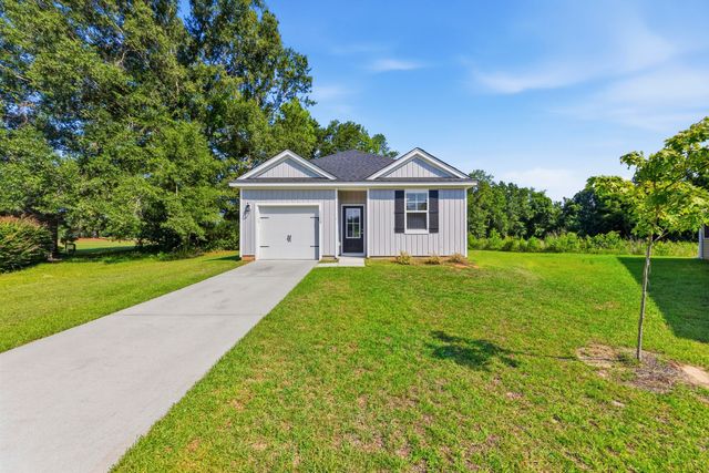1330 Warrens Way, Manning, SC 29102