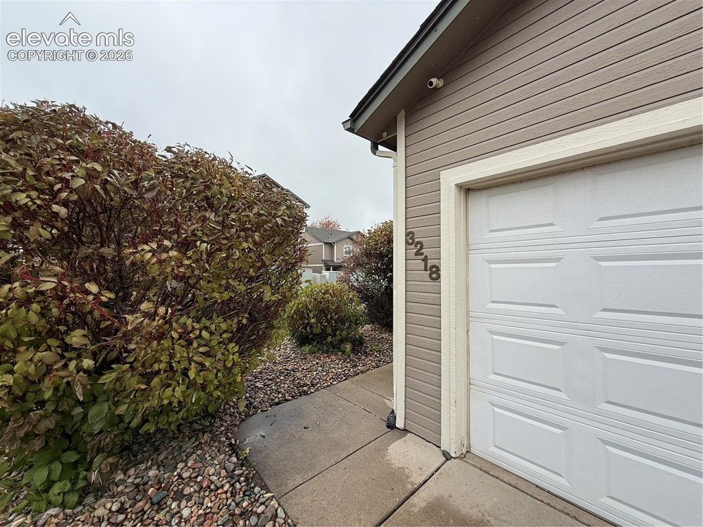 3218 Hearthridge Circle 1201, Colorado Springs, CO 80918 — photo 2