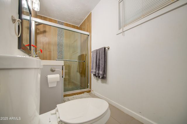 2508 E CLARENDON Avenue, Phoenix, AZ 85016