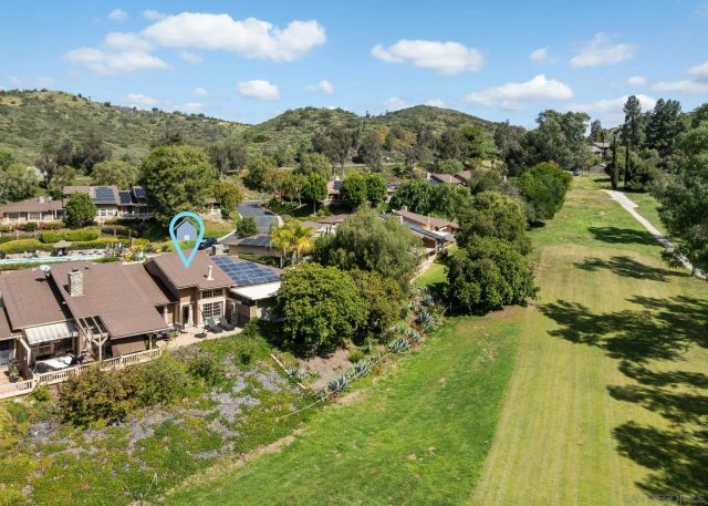 8647 Circle R Valley, Escondido, CA 92026