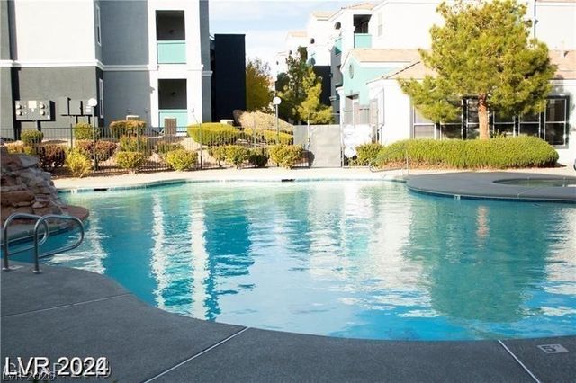 6955 DURANGO Drive 2011, Las Vegas, NV 89149