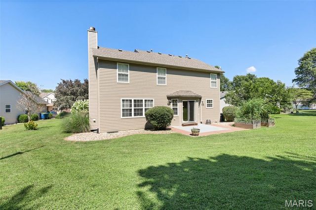 2807 Hunters Crossing Drive, Edwardsville, IL 62025