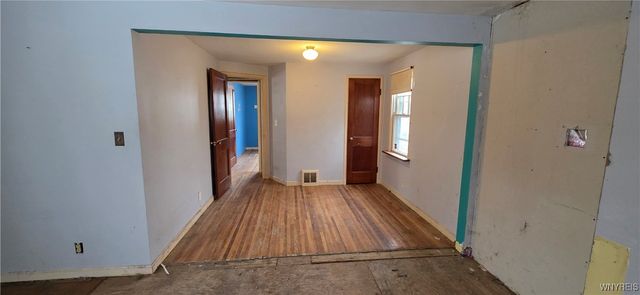 245 North Ellicott Street, Amherst, NY 14221