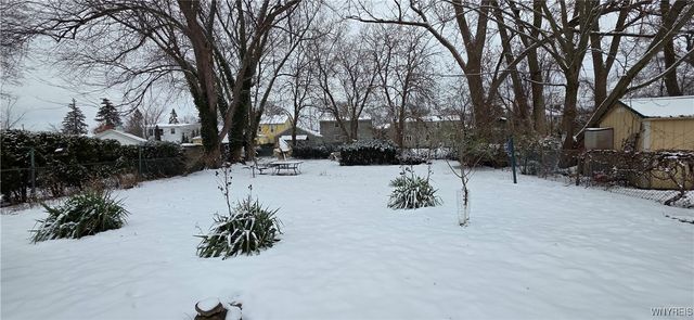 245 North Ellicott Street, Amherst, NY 14221