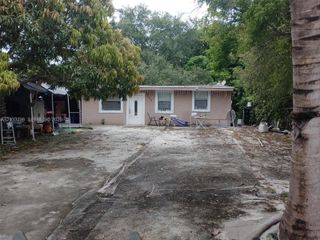 1725 NW 111th Street, Miami, FL 33167