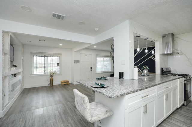 5739 Waterford Drive, Houston, TX 77033