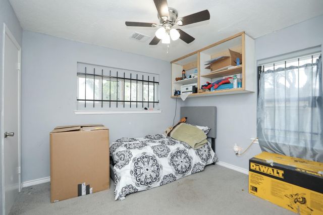 5739 Waterford Drive, Houston, TX 77033