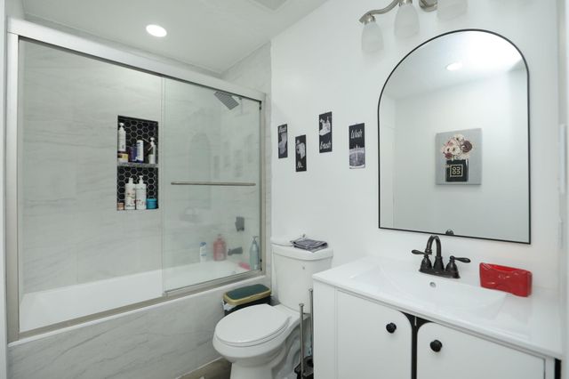 5739 Waterford Drive, Houston, TX 77033