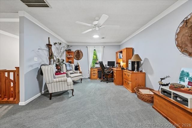 91 Crest Drive, Locust Grove, OK 74352