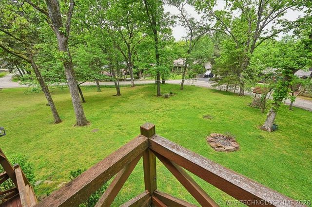 91 Crest Drive, Locust Grove, OK 74352