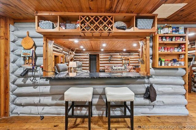 91 Crest Drive, Locust Grove, OK 74352