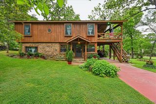 91 Crest Drive, Locust Grove, OK 74352