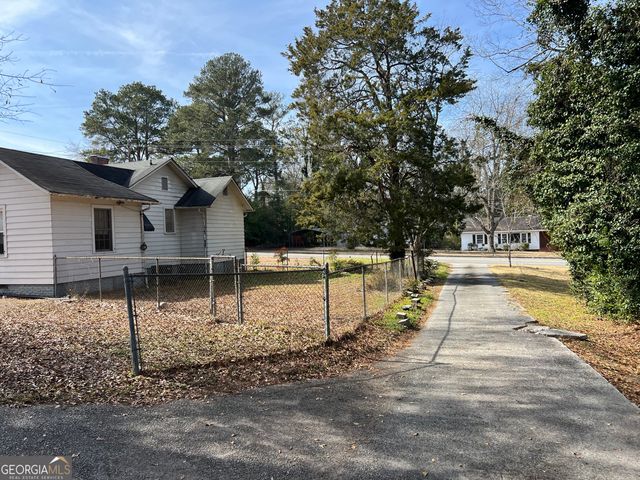 2229 New Clinton Road, Macon, GA 31217