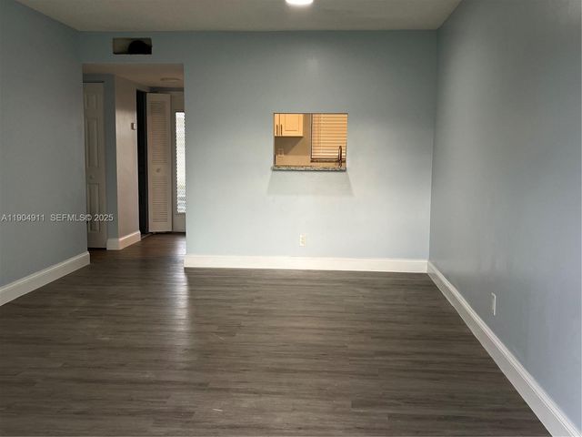 10466 Sunrise Lakes Boulevard 108, Sunrise, FL 33322