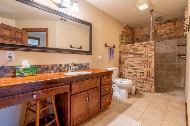 7744 Wd Court, Lipan, TX 76462