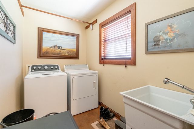 7744 Wd Court, Lipan, TX 76462