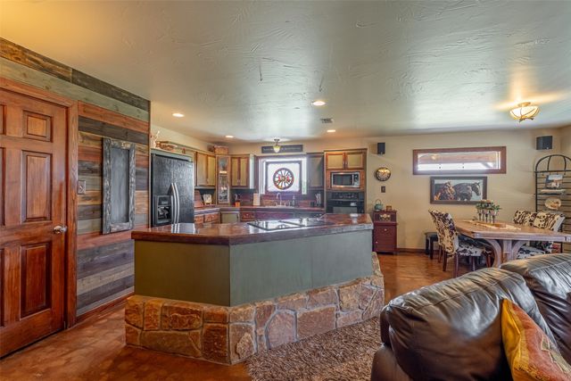 7744 Wd Court, Lipan, TX 76462