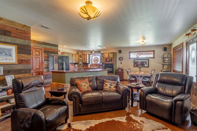 7744 Wd Court, Lipan, TX 76462