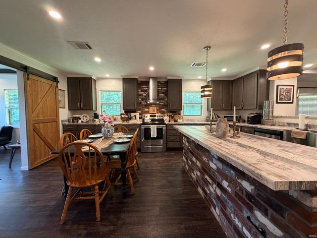 1938 S Chalet Drive, French Lick, IN 47432
