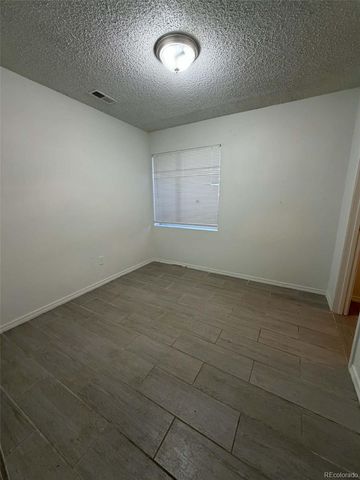 4925 Enid Way, Denver, CO 80239