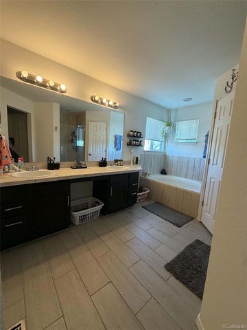 4925 Enid Way, Denver, CO 80239