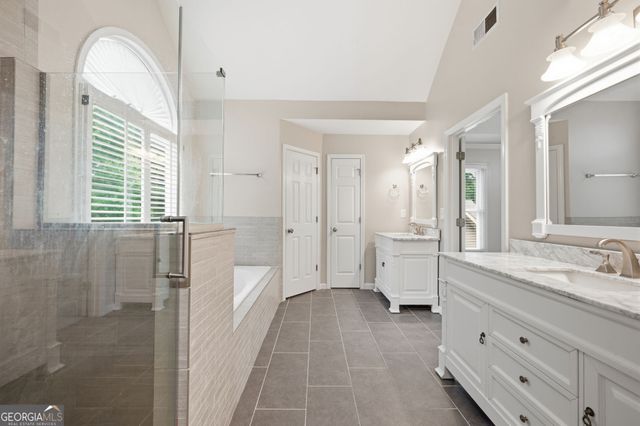 5224 Camden Lake Parkway NW, Acworth, GA 30101