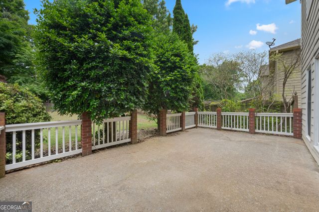 5224 Camden Lake Parkway NW, Acworth, GA 30101