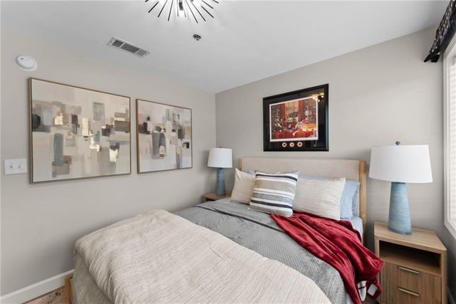 250 W Broad Street 205, Athens, GA 30601