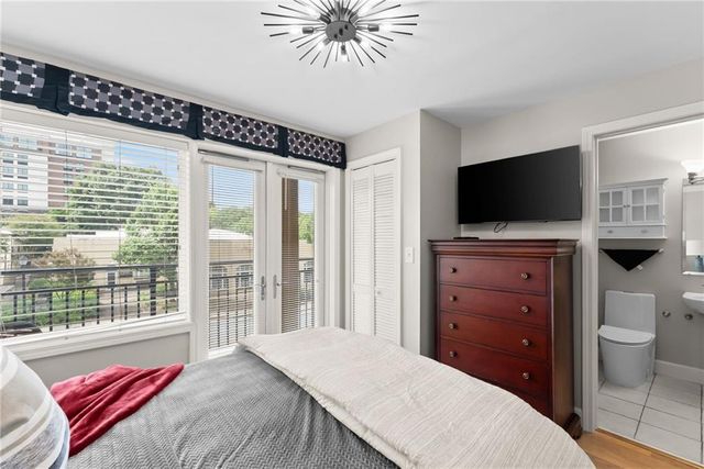 250 W Broad Street 205, Athens, GA 30601