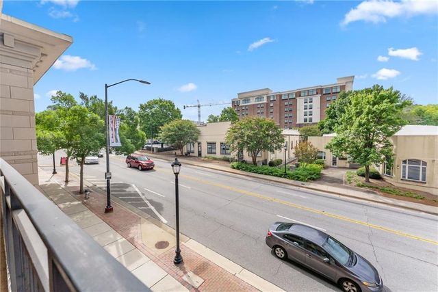 250 W Broad Street 205, Athens, GA 30601