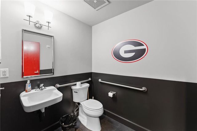 250 W Broad Street 205, Athens, GA 30601