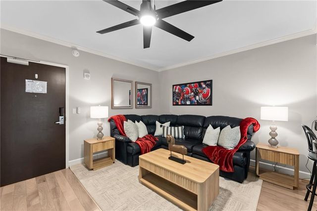 250 W Broad Street 205, Athens, GA 30601