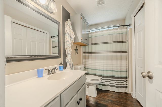 521 Clearwater, Holly Lake Ranch, TX 75765