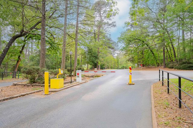 521 Clearwater, Holly Lake Ranch, TX 75765