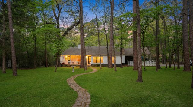 521 Clearwater, Holly Lake Ranch, TX 75765