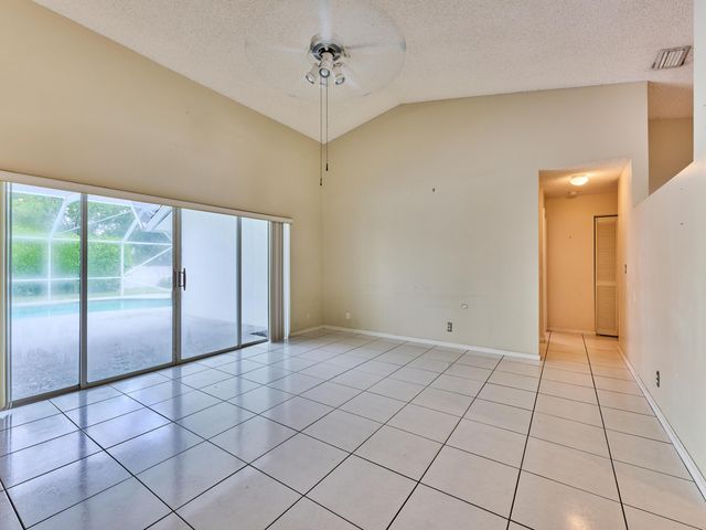 4610 NW 100th Way, Coral Springs, FL 33076