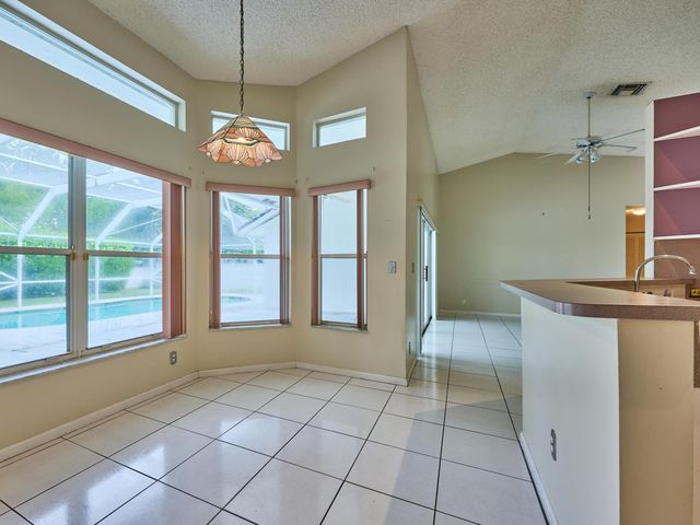 4610 NW 100th Way, Coral Springs, FL 33076