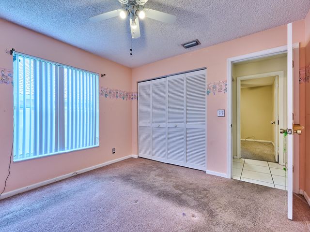 4610 NW 100th Way, Coral Springs, FL 33076