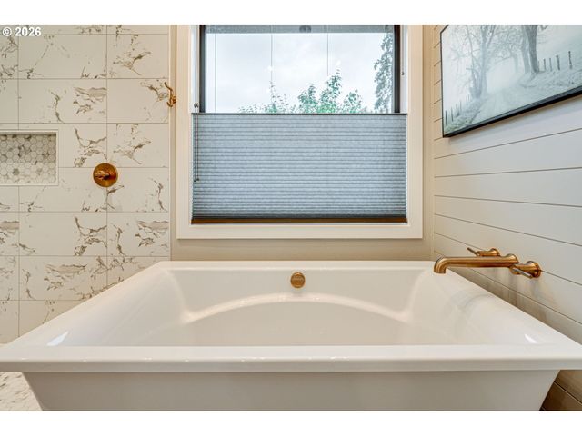 260 BULLHEAD Dr, Castle Rock, WA 98611