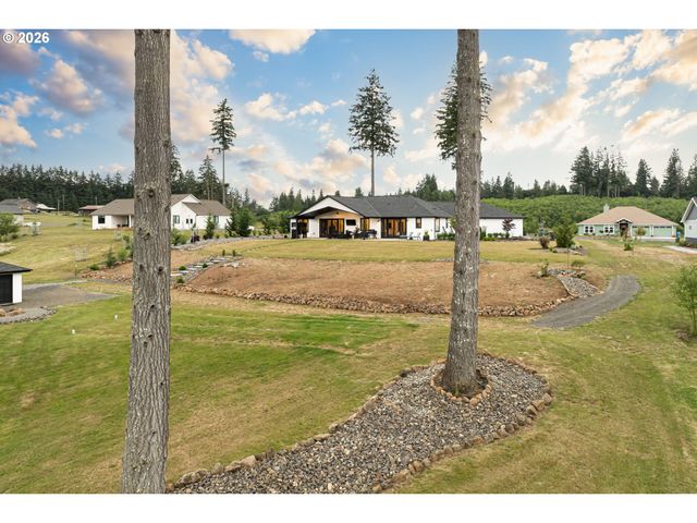 260 BULLHEAD Dr, Castle Rock, WA 98611