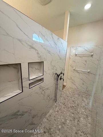 8005 Duncastle Court, Melbourne, FL 32940