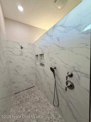 8005 Duncastle Court, Melbourne, FL 32940