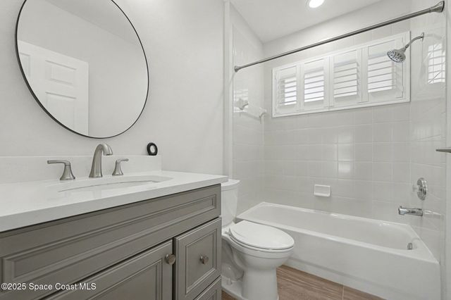 8005 Duncastle Court, Melbourne, FL 32940