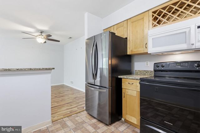 208 DEVON WAY, Levittown, PA 19057