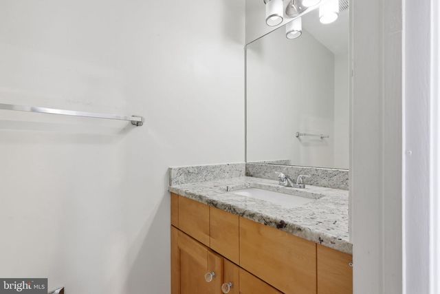 208 DEVON WAY, Levittown, PA 19057